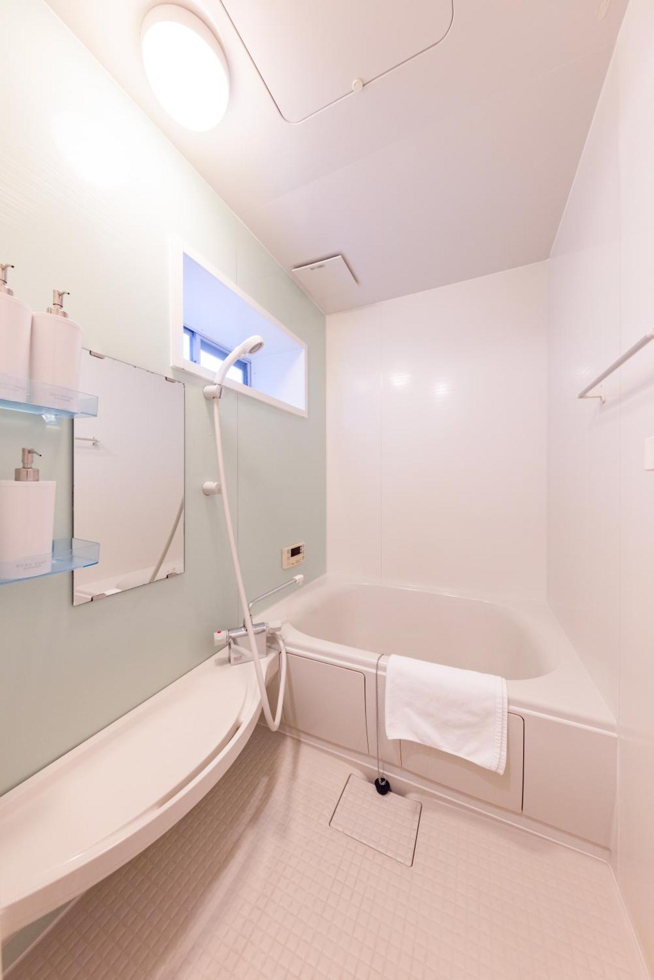 Ritz Place Nishikujo Ōsaka Extérieur photo